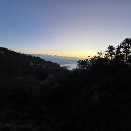 Hotel Sakura Durbar Nagarkot Buitenkant foto