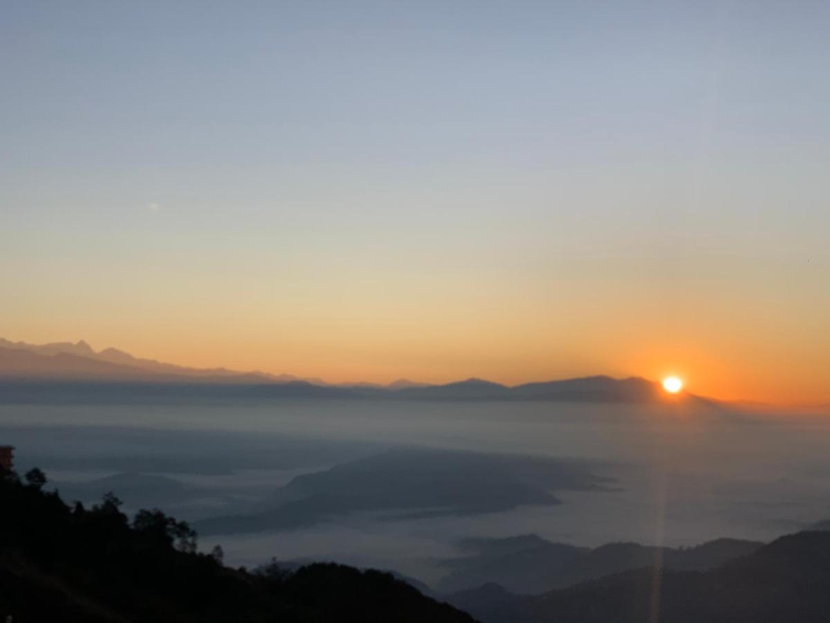 Hotel Sakura Durbar Nagarkot Buitenkant foto