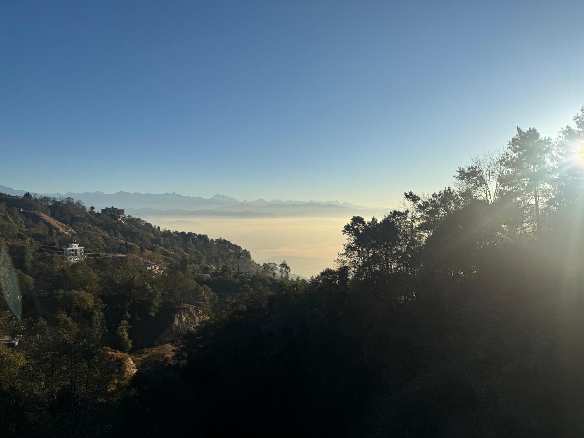 Hotel Sakura Durbar Nagarkot Buitenkant foto